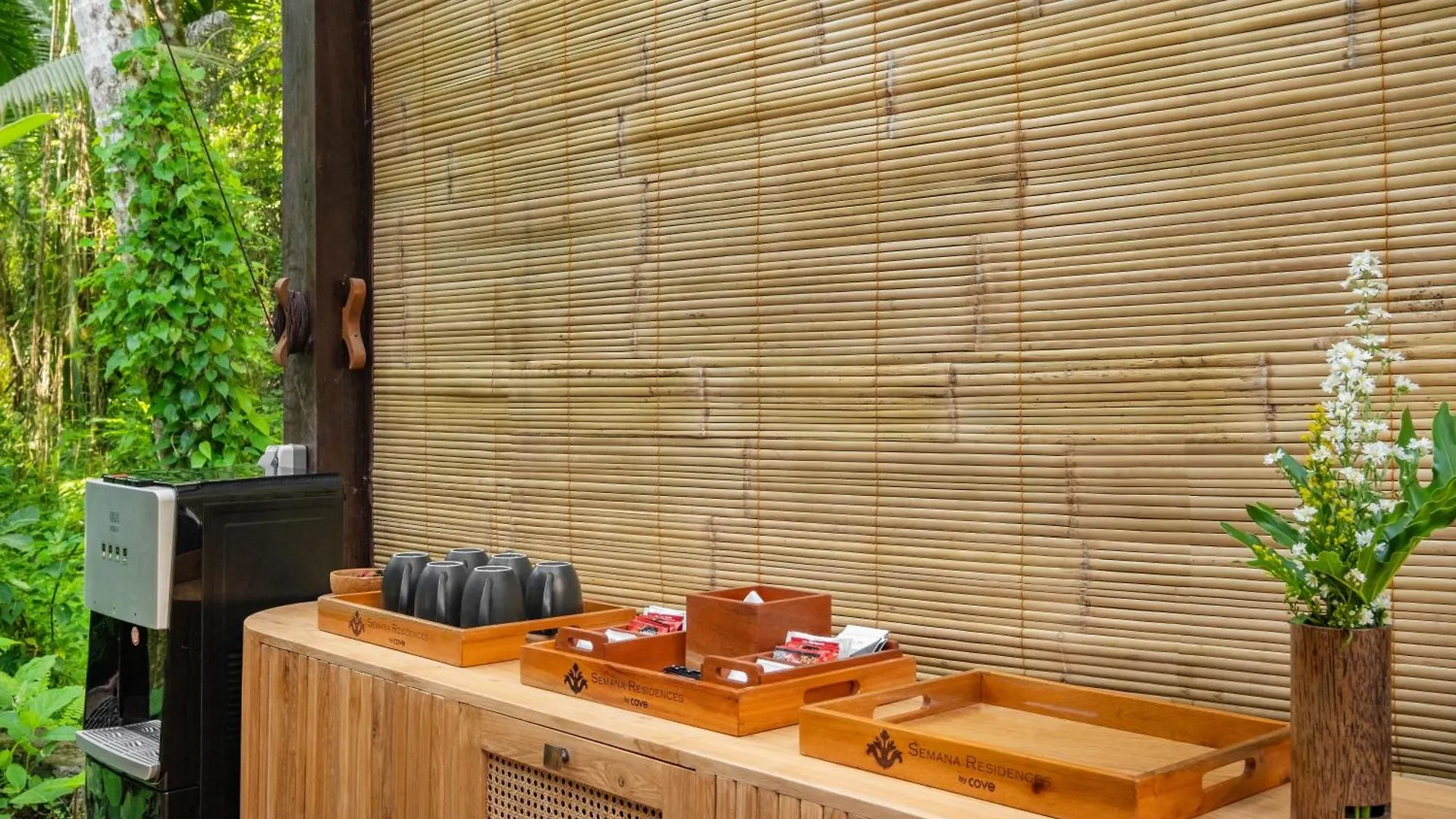 **** Hotel Semana Residences By Cove Ubud  Indonesia
